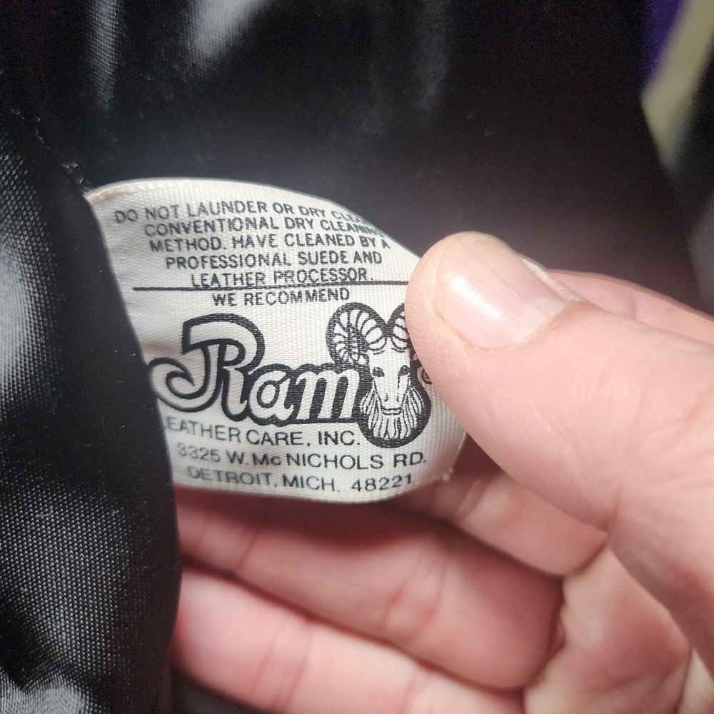 VINTAGE Reed Sportswear Coat Mens XL Black Leather Overcoat Pockets Midlength - Picture 3 of 15